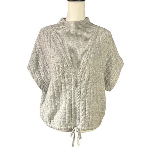 Express Gray Sleeveless Women's Sweater Small - Picture 1 of 4